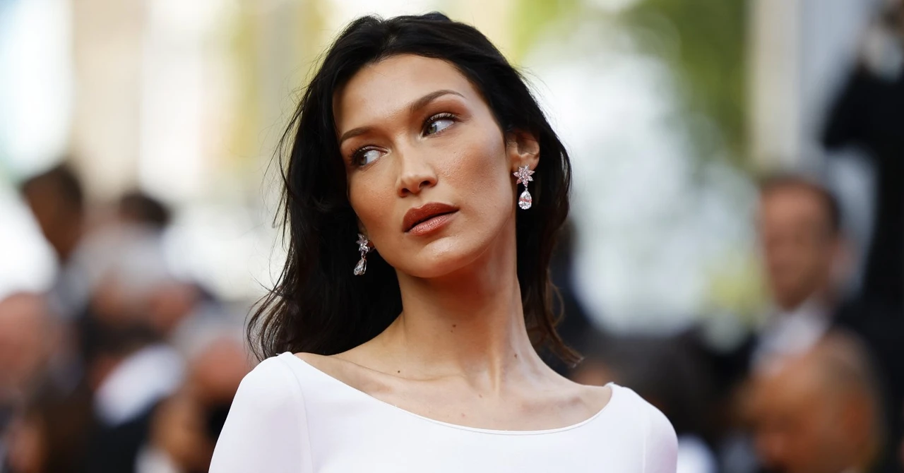 Bella Hadid Paris Moda Haftasý'nda geri döndü!