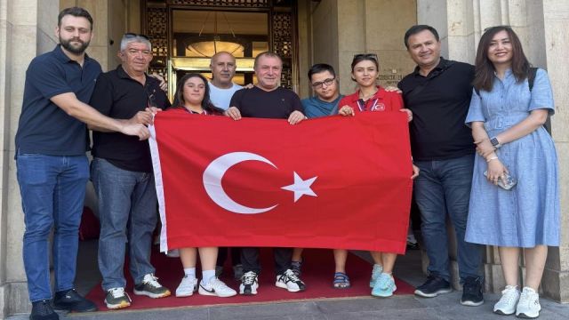 Milli Sporcular Altın Madalya ile Döndü!