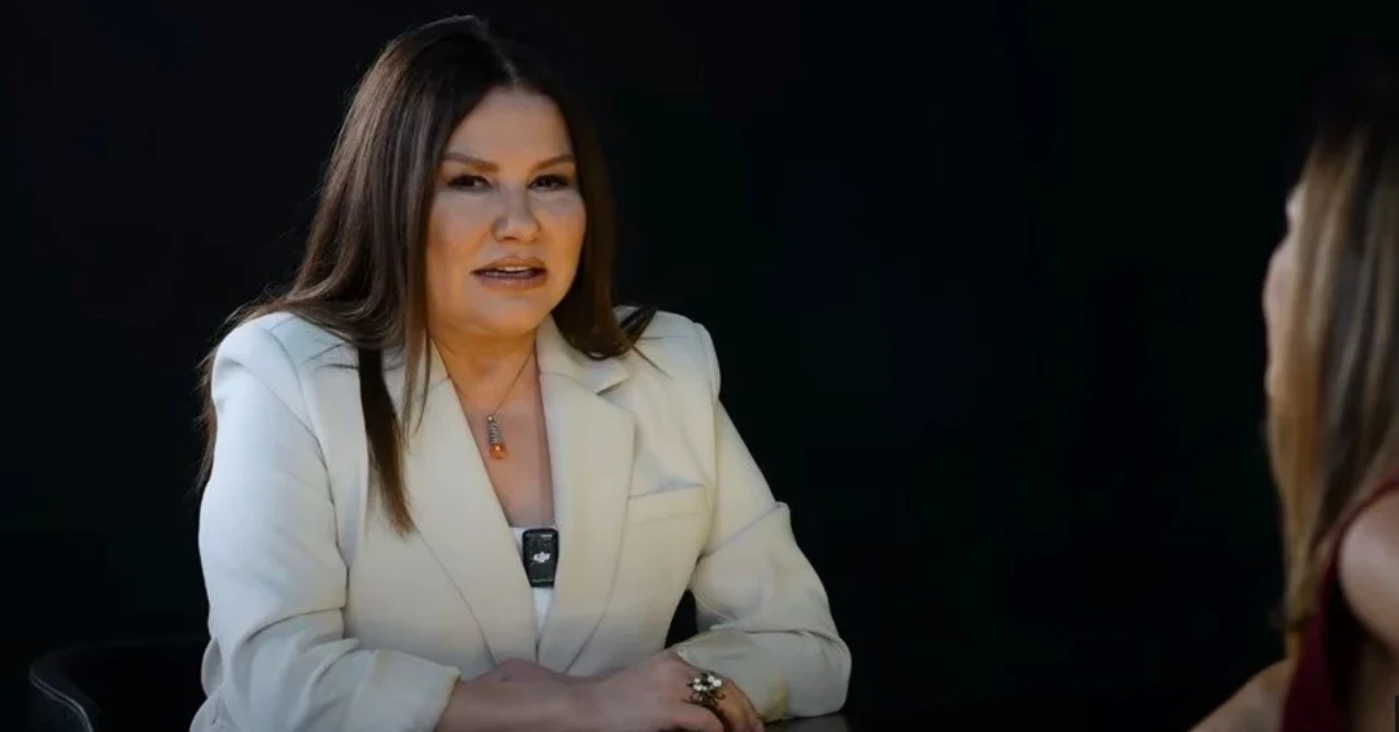 Deniz Seki'den Hülya Avşar'a beklenmedik yanıt!