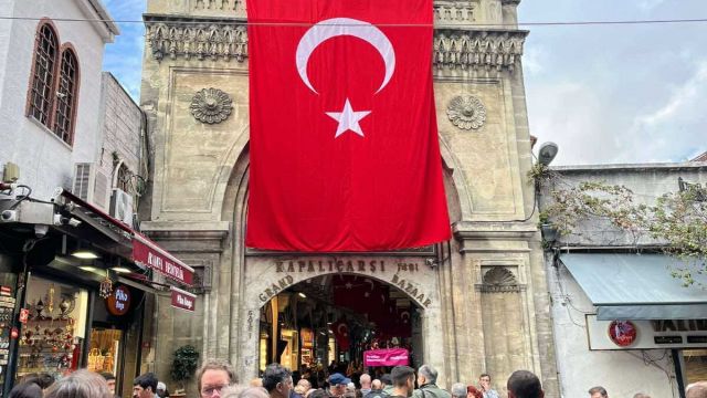 Kapalışar'da Dolandırıcılık Operasyonu: 76 Gözaltı