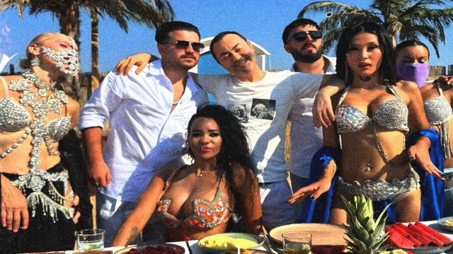 Tefo & Seko'dan Serdar Ortaç'la